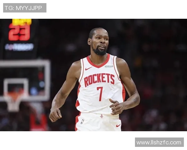 火箭队与雷霆队激战正酣CCTV5直播精彩赛事回顾与分析