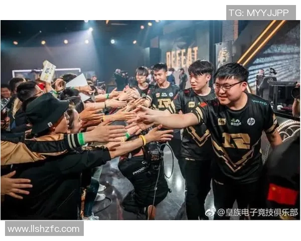 RNG在世界冠军杯积分榜上以73分稳居第一位置，展现强劲实力
